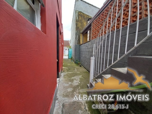 Imagem 7 de 18 de Imóvel Excelente Para Investimento - 01 Edícula + Kitnet + 03 Suítes Á 250mts Da Praia. - Ca423