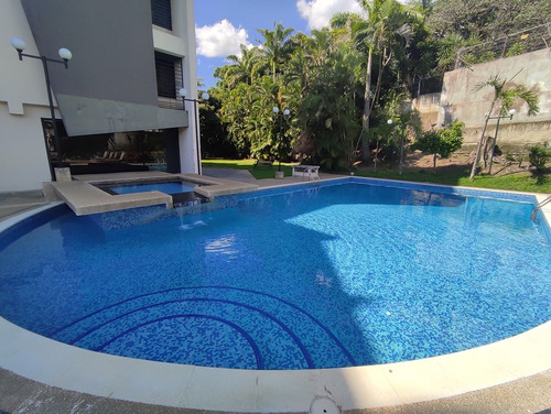Imagen 17 de 19 de Venta De Pent House Duplex En Los Palos Grandes