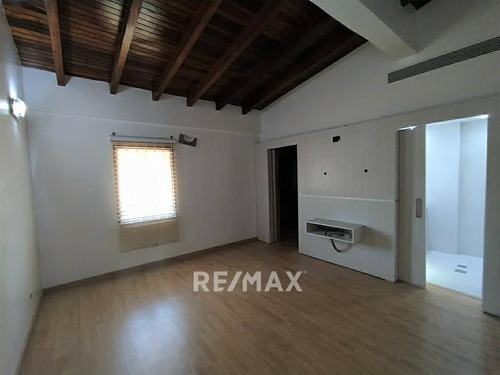 Imagen 4 de 13 de Re/max 2mil Vende Interesante Townhouse Lista Para Habitar En El Cardon - Isla De Margarita
