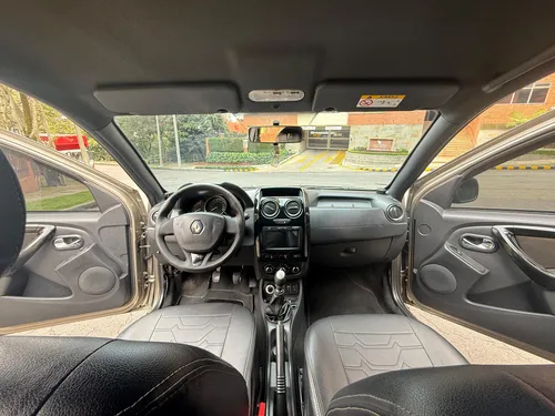 Renault Duster 2.0 Dynamique 4X4 MT