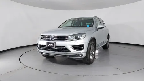 Volkswagen Touareg 4.2 V8 R-LINE