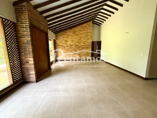 Casa En Arriendo En Loma De Las Brujas. Cod A775810