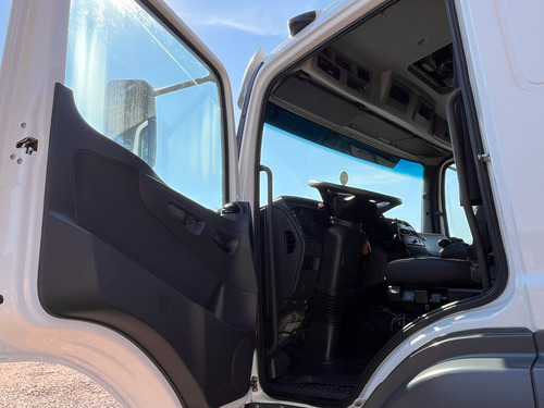 M.benz Axor 3344 S 6x4 2019 Traçado Teto Baixo Automático
