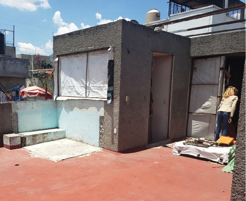 Casa Para Remodelar Con Uso De Suelo 4 Viviendas 3 Niveles
