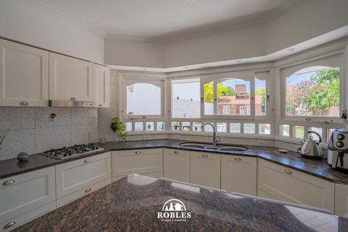 Casa - Chalet En Venta En Mar Del Plata