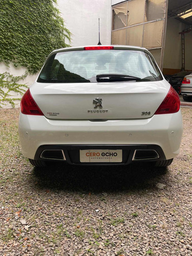 Imagen 8 de 19 de Peugeot 308 2012 2.0 Feline 143cv Tiptronic