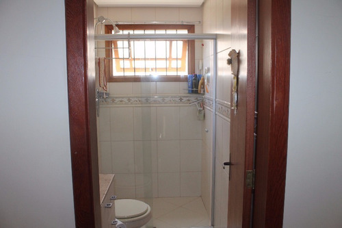 Casa Em Camaquã Com 4 Dormitórios - Lu265889
