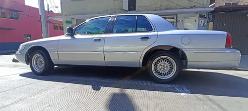 Auto En Perfectas Condiciones, Con Suspensión Nueva.