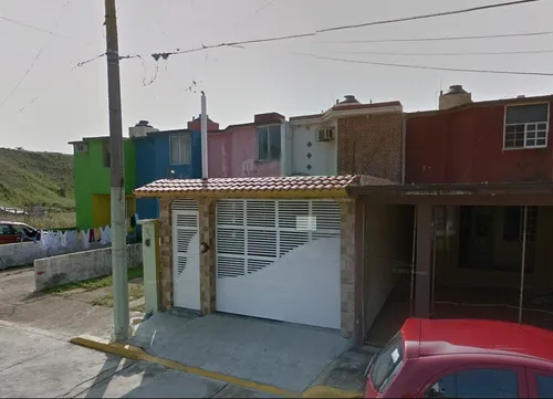 !! Casa En Venta, Porpiedad Ya Adjudicada¡¡ (remate). - Sta. Elena 103, Sta Maria, 96536 Coatzacoalcos, Ver.