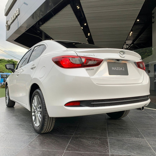 Imagen 3 de 11 de Mazda 2 Sedan Grand Touring Lx Blanco