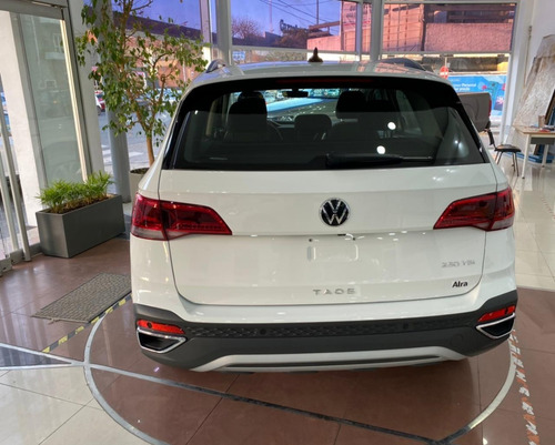 Imagen 22 de 25 de Volkswagen Taos Comfortline 1.4 250 Tsi At 150 Cv 2022 0km 2