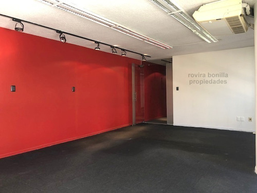 Imagen 5 de 8 de Orden De Vender!!! Oficina Esquina En Plaza Cagancha En Edificio De Pintos Risso