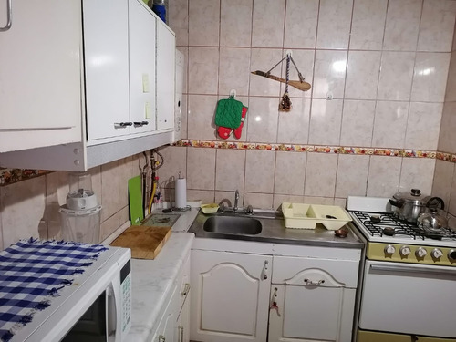 Casa Sin Deuda En Sector Consolidado De La Comuna.