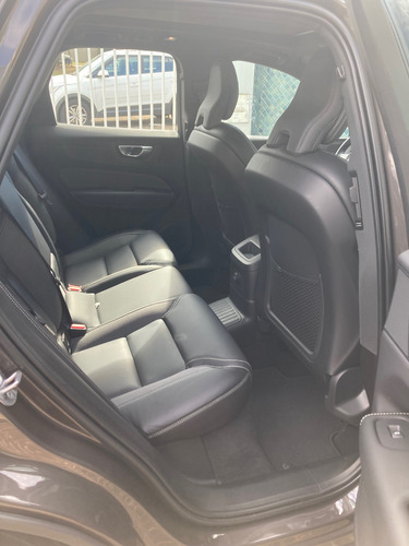 Volvo XC60 2.0 T8 Ultimate Dark Recharge (Plug-In) 5P Hibrido