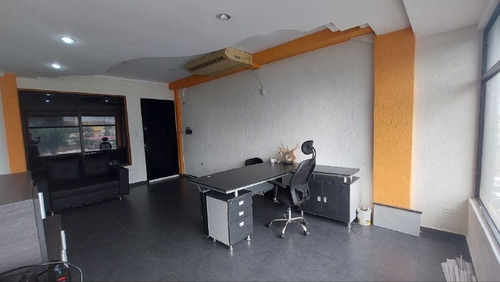 Imagen 3 de 7 de En Venta Local Comercial Ubicado En El Centro Comercial Gold Country Ve03-576gc-over