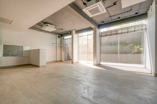 Local Con De Dos Niveles - Remodelado. (102757)