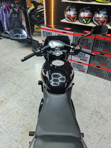 Bajaj Pulsar 180 Fi 2023