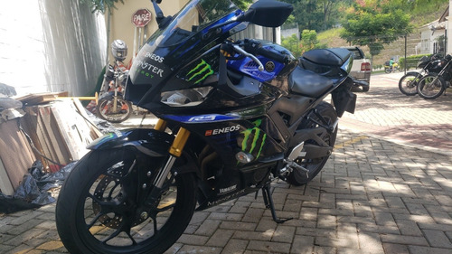 Imagem 11 de 12 de Yamaha R3 Monster