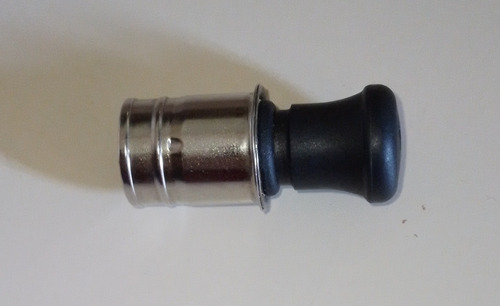Imagen 3 de 4 de Encendedor Cigarrillos Toyota Fortuner Hilux Corolla. Nuevo