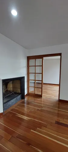 Apartamento En Arriendo En Los Rosales. Cod A12562