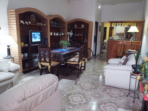 Imagen 4 de 16 de Venta Departamento Tipo Casa Al Frente Mar Del Tuyu