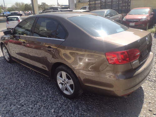 Volkswagen Jetta 2.5 Style Active Tiptronic At