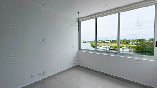 Lujosa Villa Con Vista A La Marina Y Amarre Privado En Ocean 21 Cap Cana