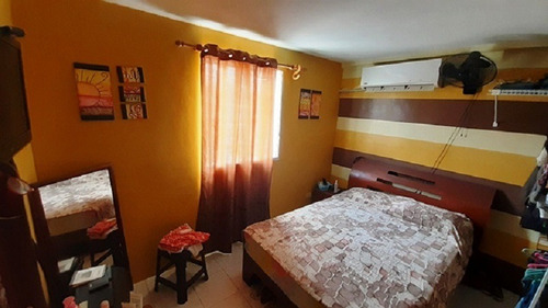 Imagen 8 de 11 de Asein802 Vende Cómodo Townhouses En Flor Amarillo