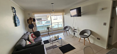 Se Arrienda Depto. Amoblado 3d+2b+e En Condominio Algarrobo