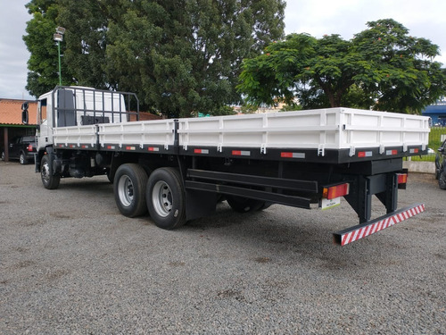 Iveco, Tector, 240e22, 6x2, 2013, Carroceria De Ferro