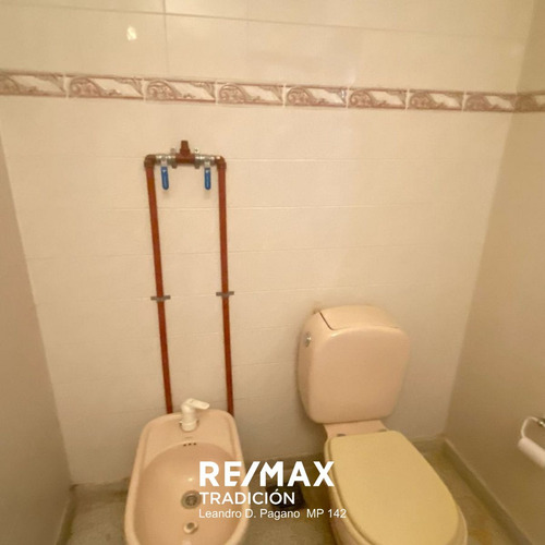 Casa En Venta 3 Dormitorios Barrio Los Troncos