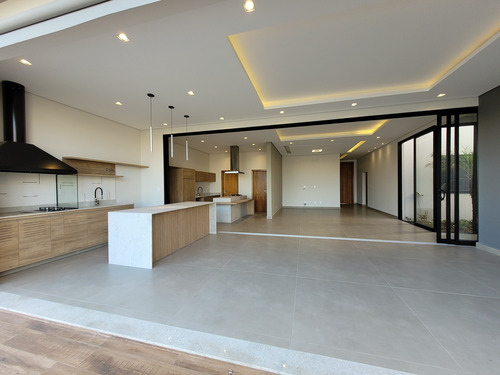 Imagem 4 de 29 de Casa À Venda Em Indaiatuba! Projeto Moderno, Espaço Gourmet E Piscina Com Borda Infinita Com Vista Espetacular! - Ca00170 - 70266774