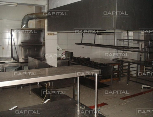 Local Gastronómico En Venta Y Alquiler Anual, Península. Punta Del Este- Ref: 25323