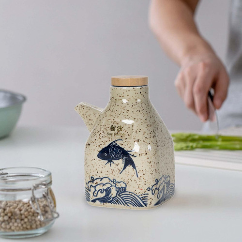 Botella Grande De Aceite De Pescado Con Salsa De Soja