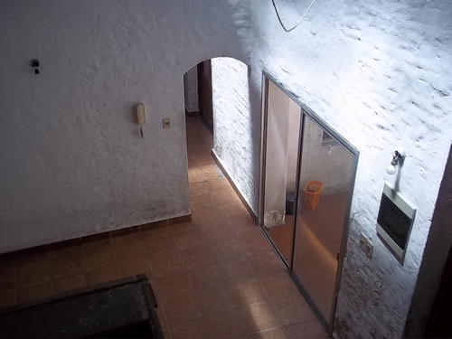 Venta Casa En Cordon De 3 Dormitorios Y Garage
