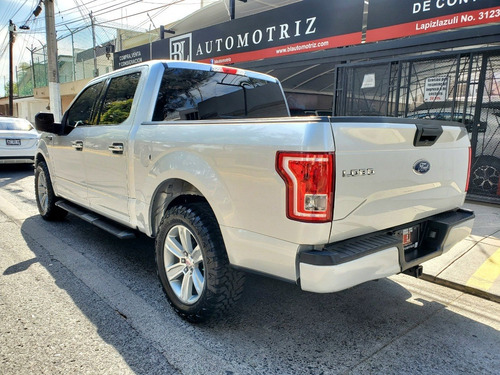Imagen 4 de 11 de Ford Lobo Xlt 5.0 4x2 2016, Factura Agencia, Impecable