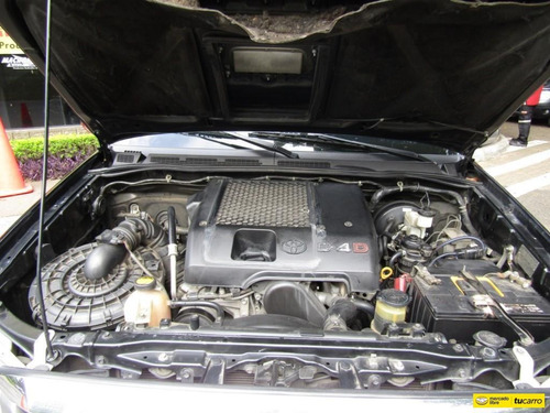 Toyota Fortuner Srv 3000 Cc At 4x4 Td