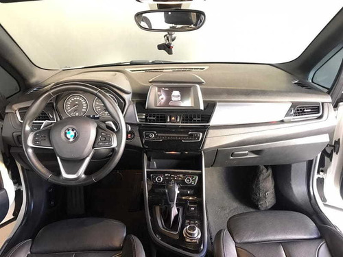 Imagem 6 de 10 de Bmw 225i Cat