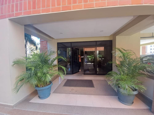 Imagen 13 de 15 de Rosaura Cortez Vende Apartamento En Los Mangos Valencia Res. Sinamaica