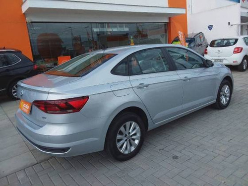 Imagem 7 de 9 de Volkswagen Virtus 1.6 Msi Total Flex Manual
