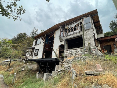 Terreno 4215 Mts Con Casa A Medio Terminar En Arrayan
