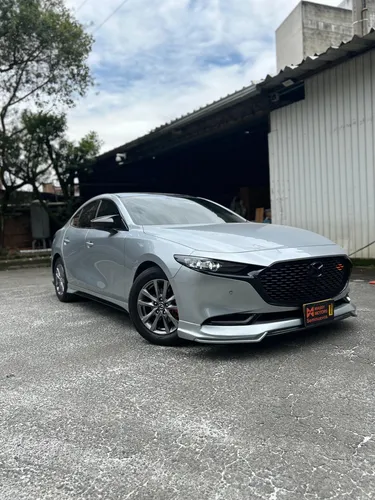 Mazda 3 2.0 Touring
