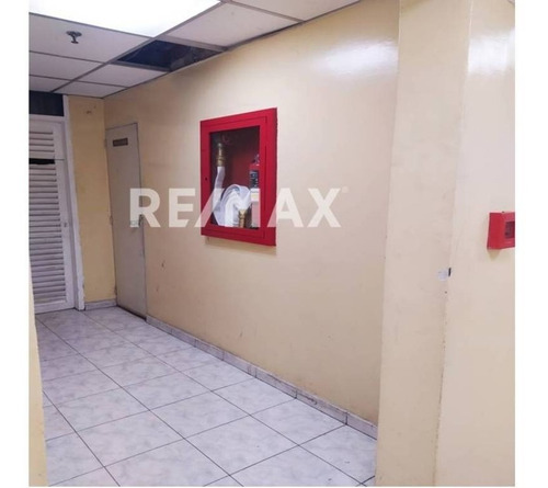 Imagen 12 de 17 de Magnífico Edificio En Venta En La Candelaria