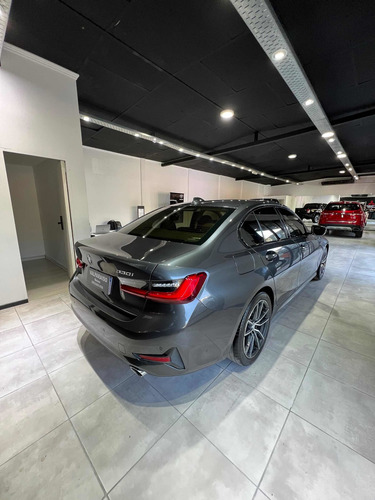 Imagen 7 de 20 de Bmw Serie 3 3.0 330i Sedan Sport Line 252 Cv