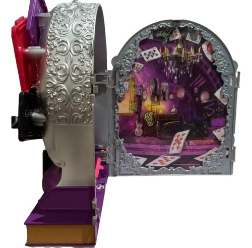 Ever After High Raven Queen Playset + Boneca Way Wonderland
