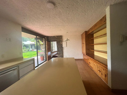 Lomas De Tecamachalco, Espectacular Residencia Estilo Cantábrico Precioso Jardín