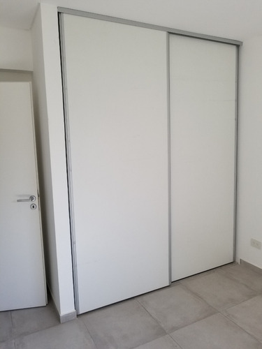 Imagen 5 de 7 de Departamento 2 Ambientes A Metros De La Avenida