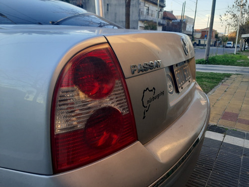 Imagen 4 de 15 de Volkswagen Passat V6