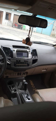 Toyota Sw4 3.0 Srv 7l 4x4 Aut. 5p 171 Hp 2012