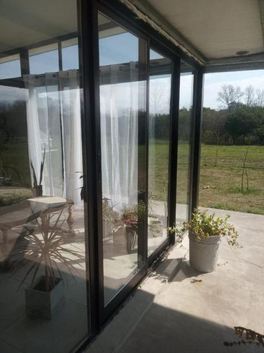 Casa 3 Dormitorios, 2 Baños, Piscina Y Amplio Parque